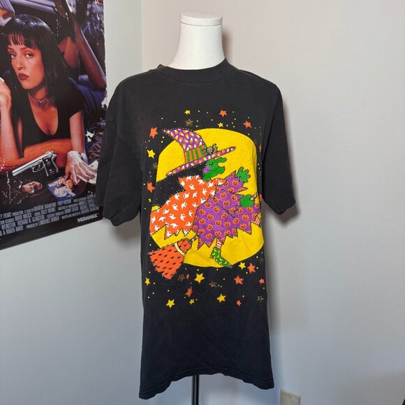 Vintage Tops - Vintage Halloween Black, Yellow, and Orange Witch Causal Tee Shirt